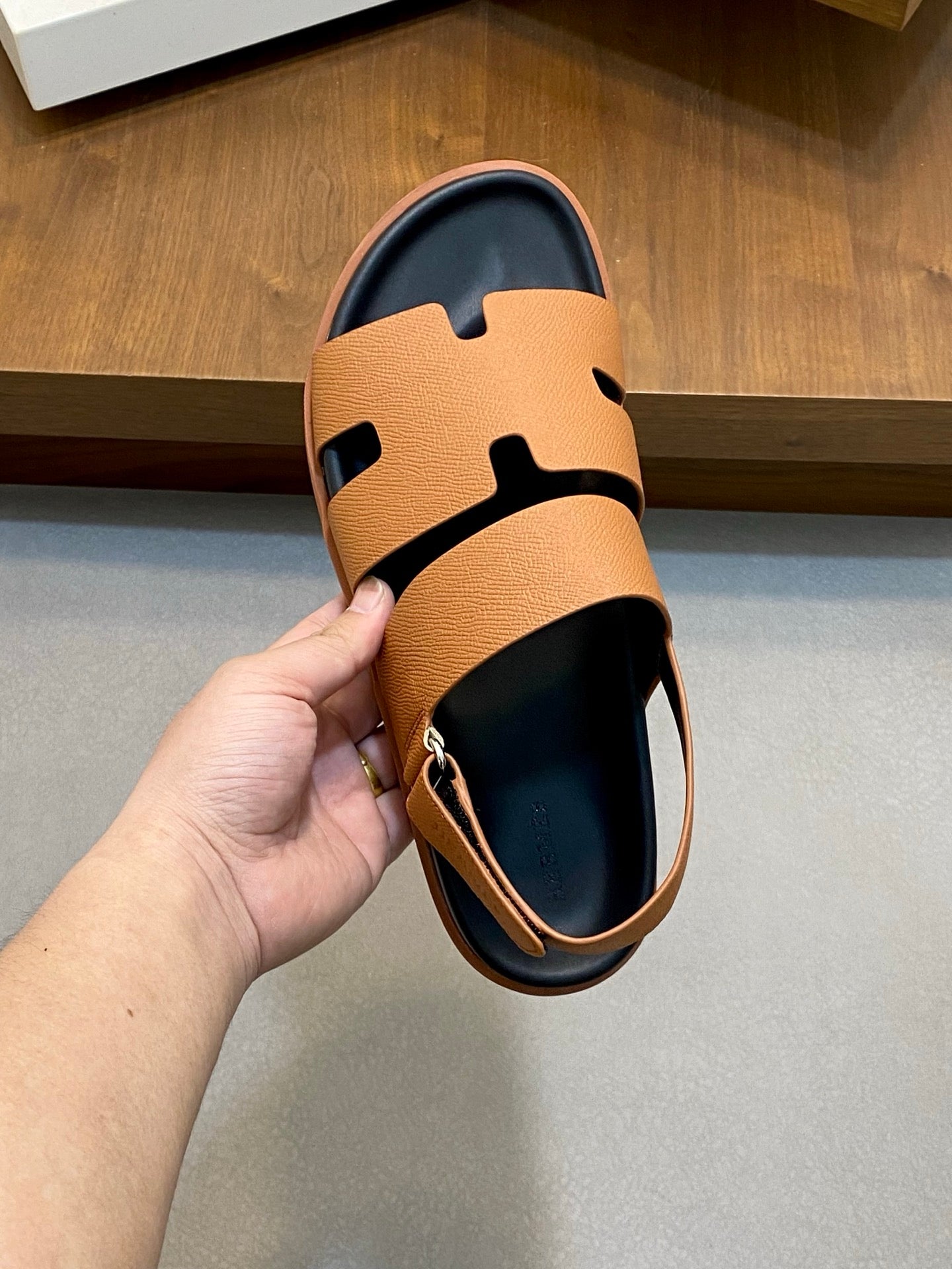 LuxluxHouse Best Quality Sandals Hermes