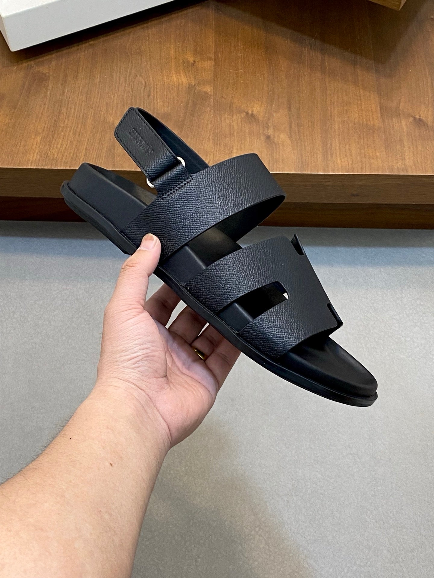 LuxluxHouse Best Quality Sandals Hermes