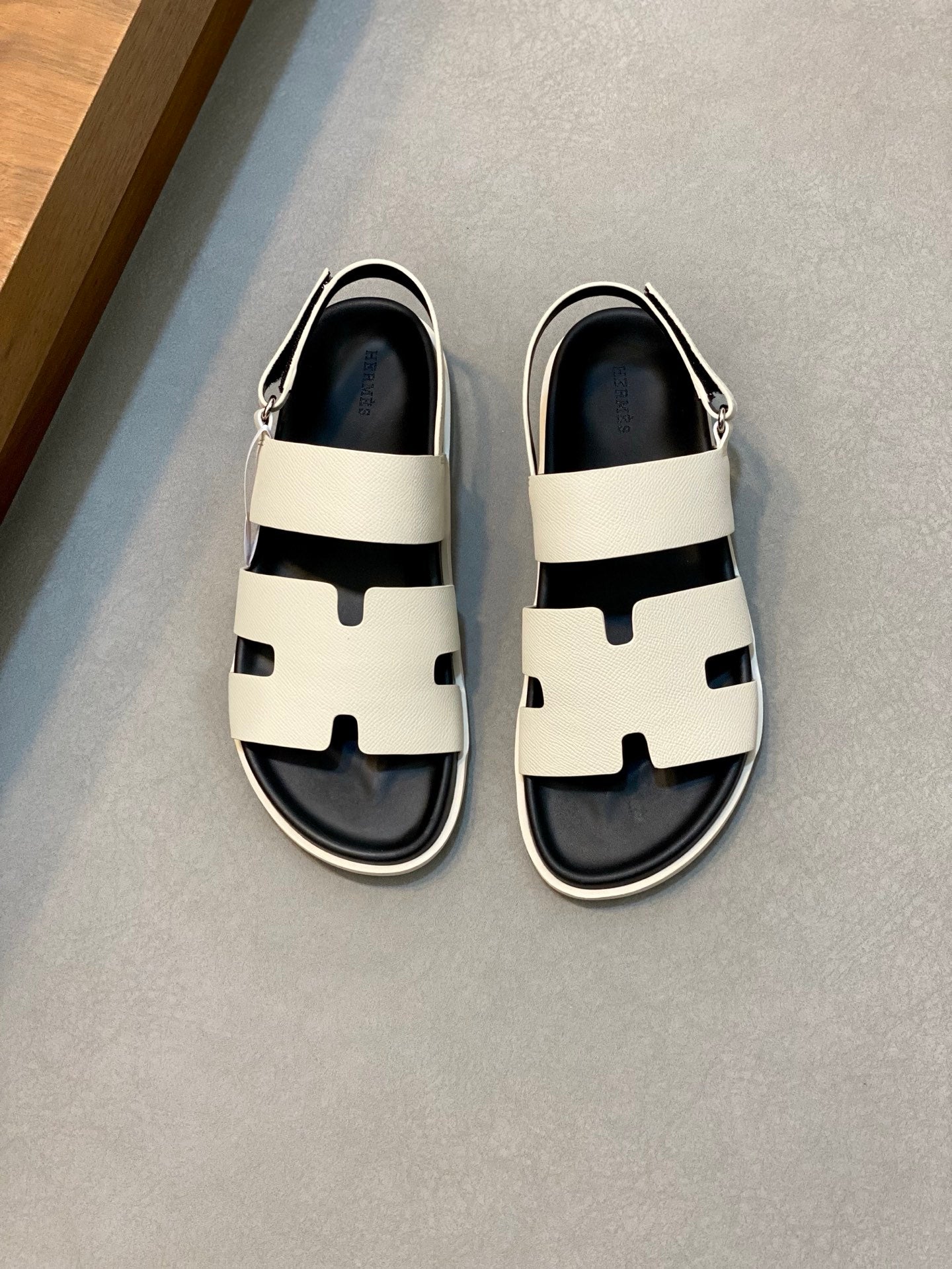 LuxluxHouse Best Quality Sandals Hermes