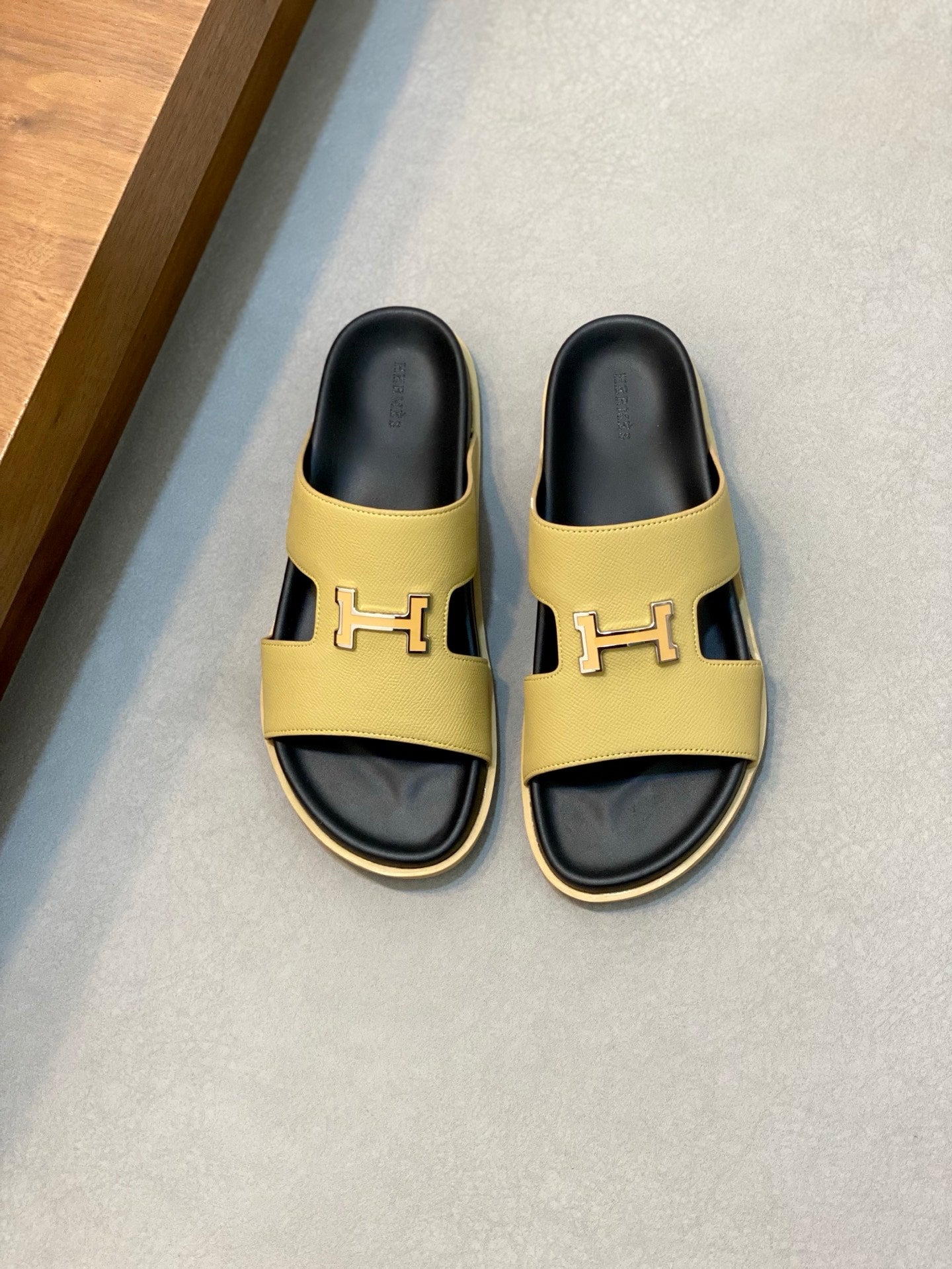 LuxluxHouse Best Quality Sandals Hermes