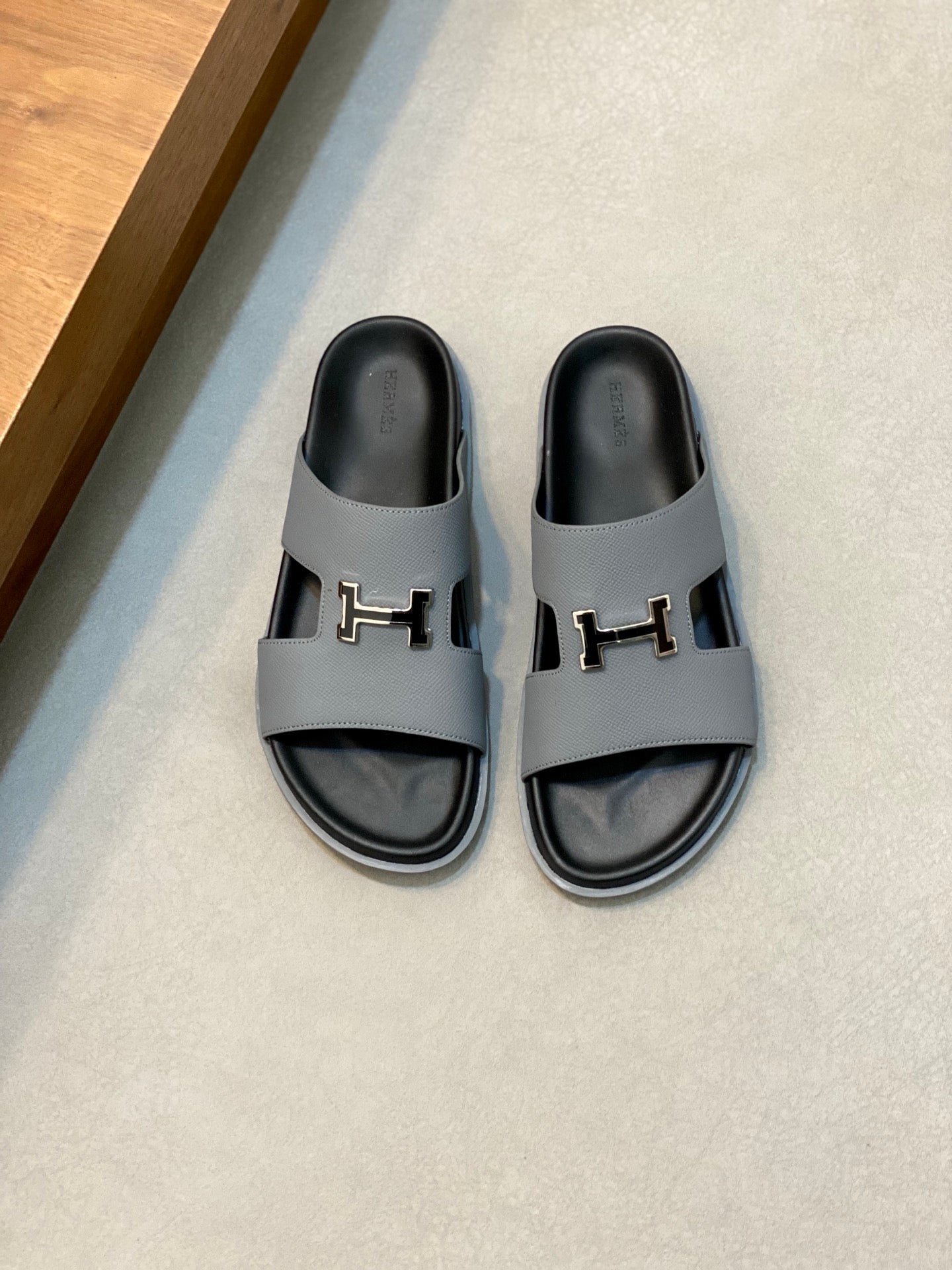 LuxluxHouse Best Quality Sandals Hermes