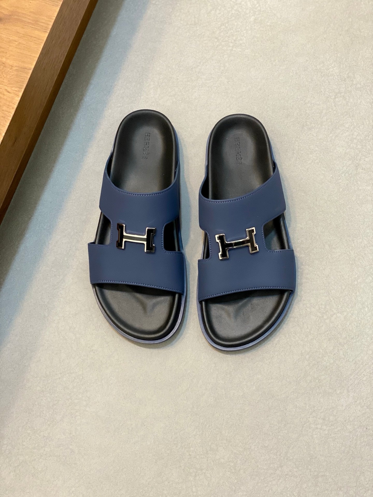 LuxluxHouse Best Quality Sandals Hermes