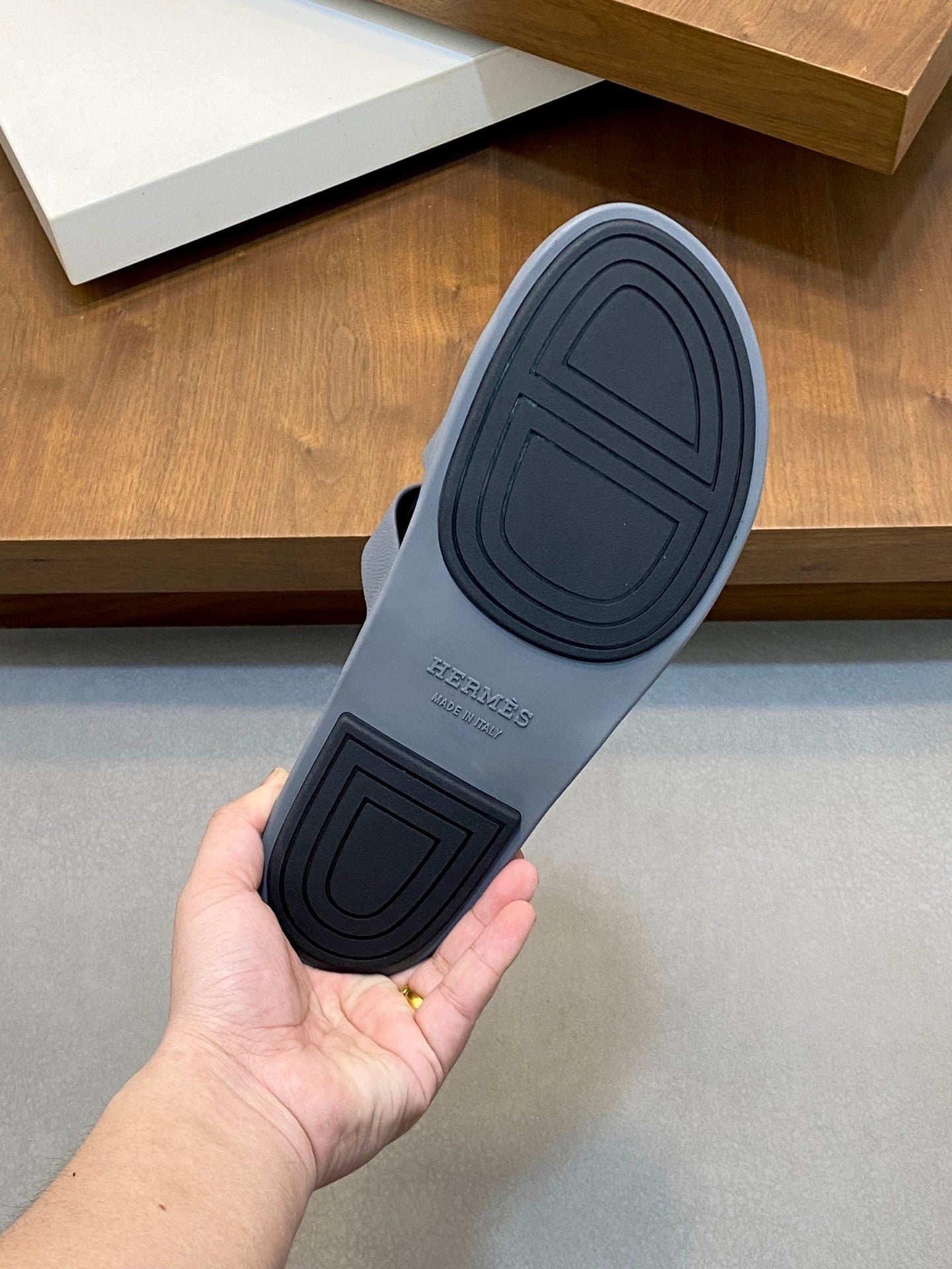 LuxluxHouse Best Quality Sandals Hermes