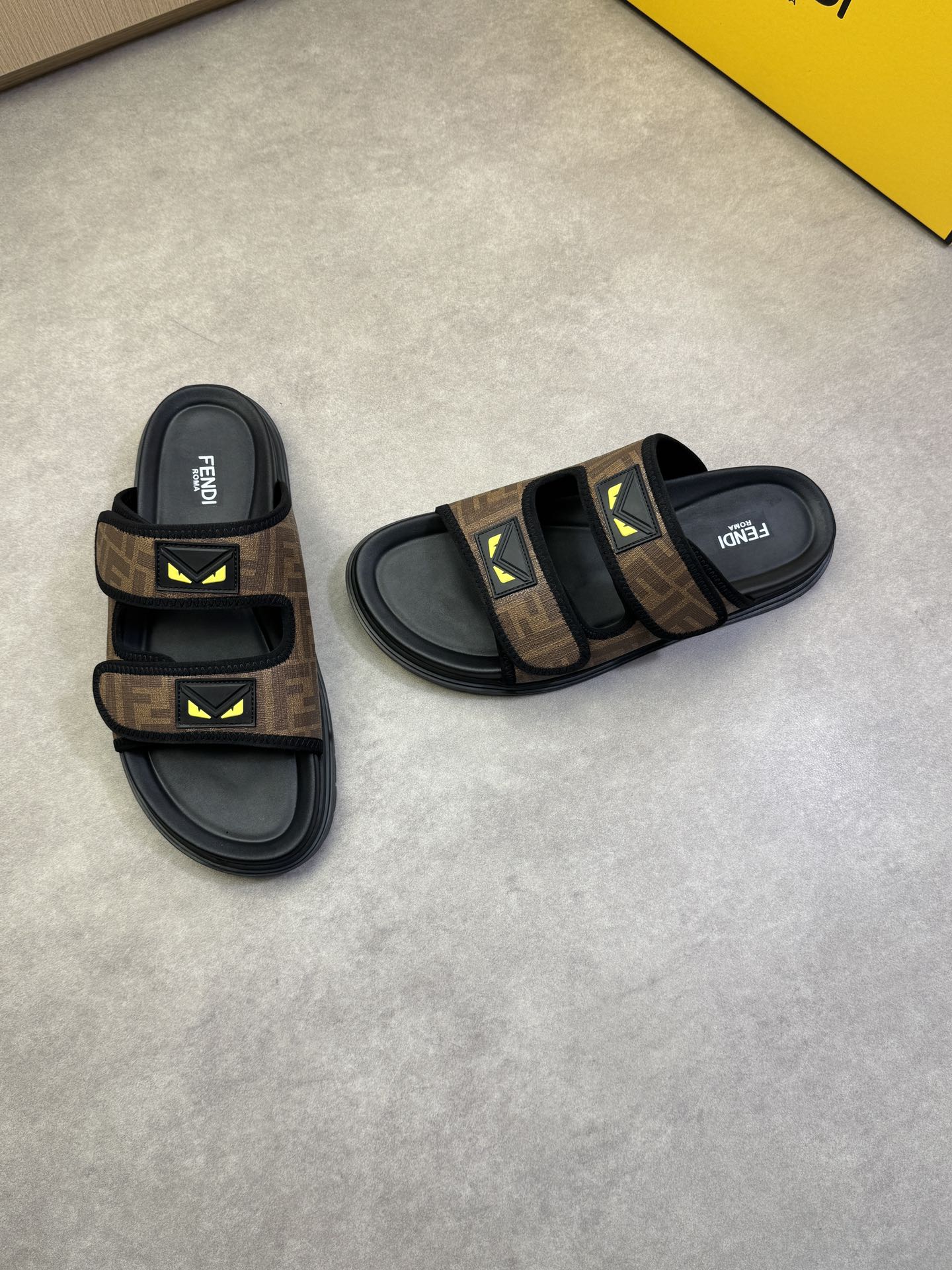 LuxluxHouse Best Quality Sandals Fendi