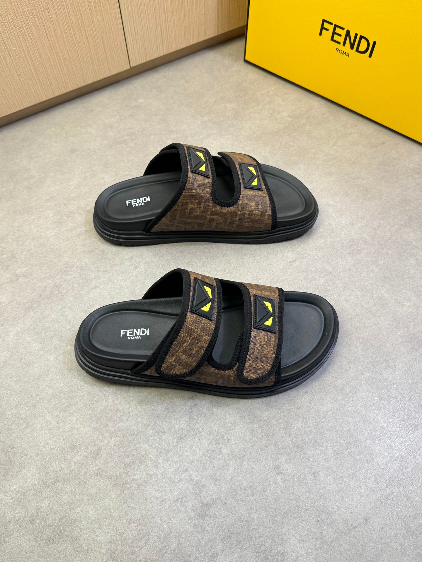 LuxluxHouse Best Quality Sandals Fendi