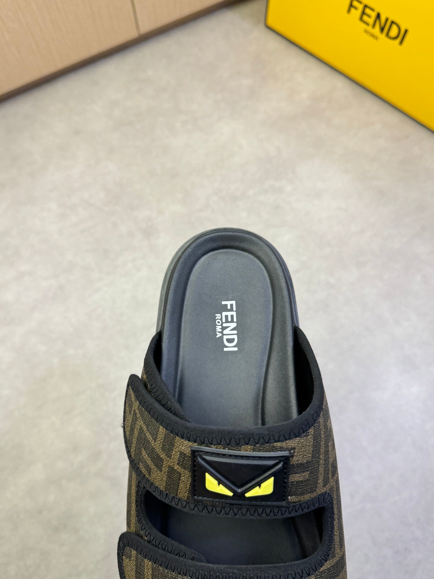 LuxluxHouse Best Quality Sandals Fendi