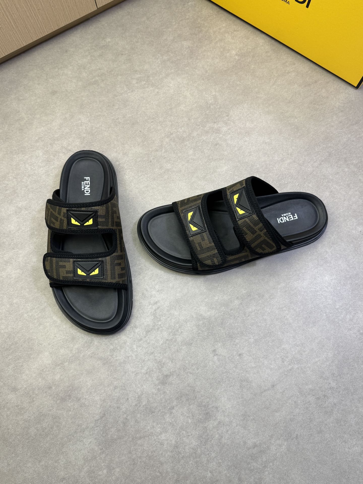 LuxluxHouse Best Quality Sandals Fendi