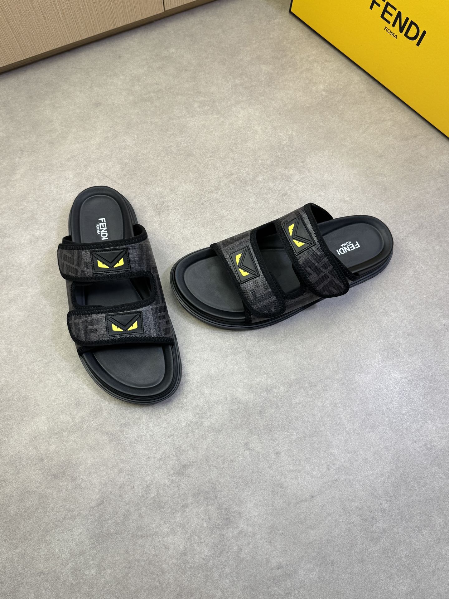 LuxluxHouse Best Quality Sandals Fendi