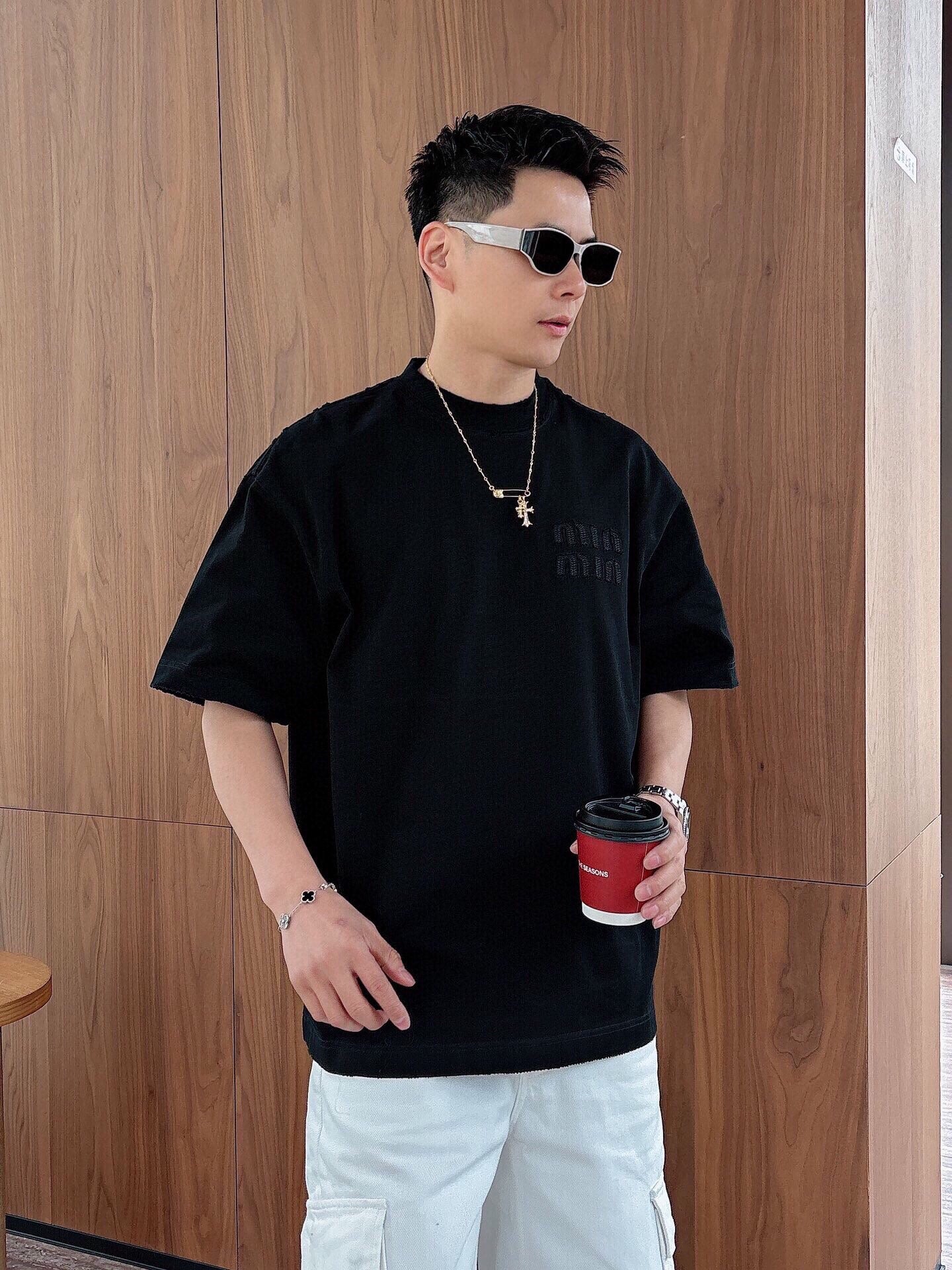 LuxluxHouse Best Quality Clothes Miu Miu T-shirt