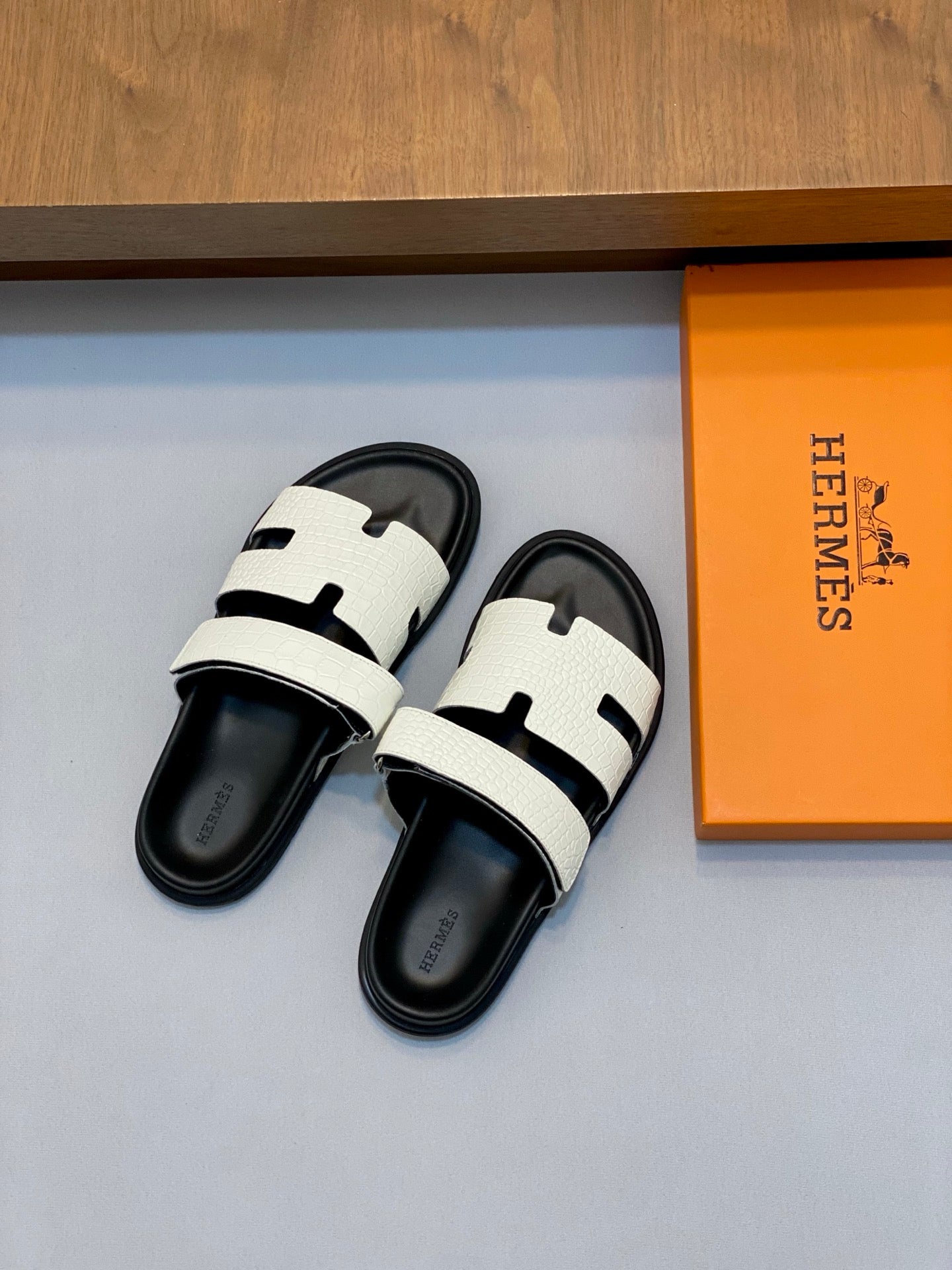 LuxluxHouse Best Quality Sandals Hermes