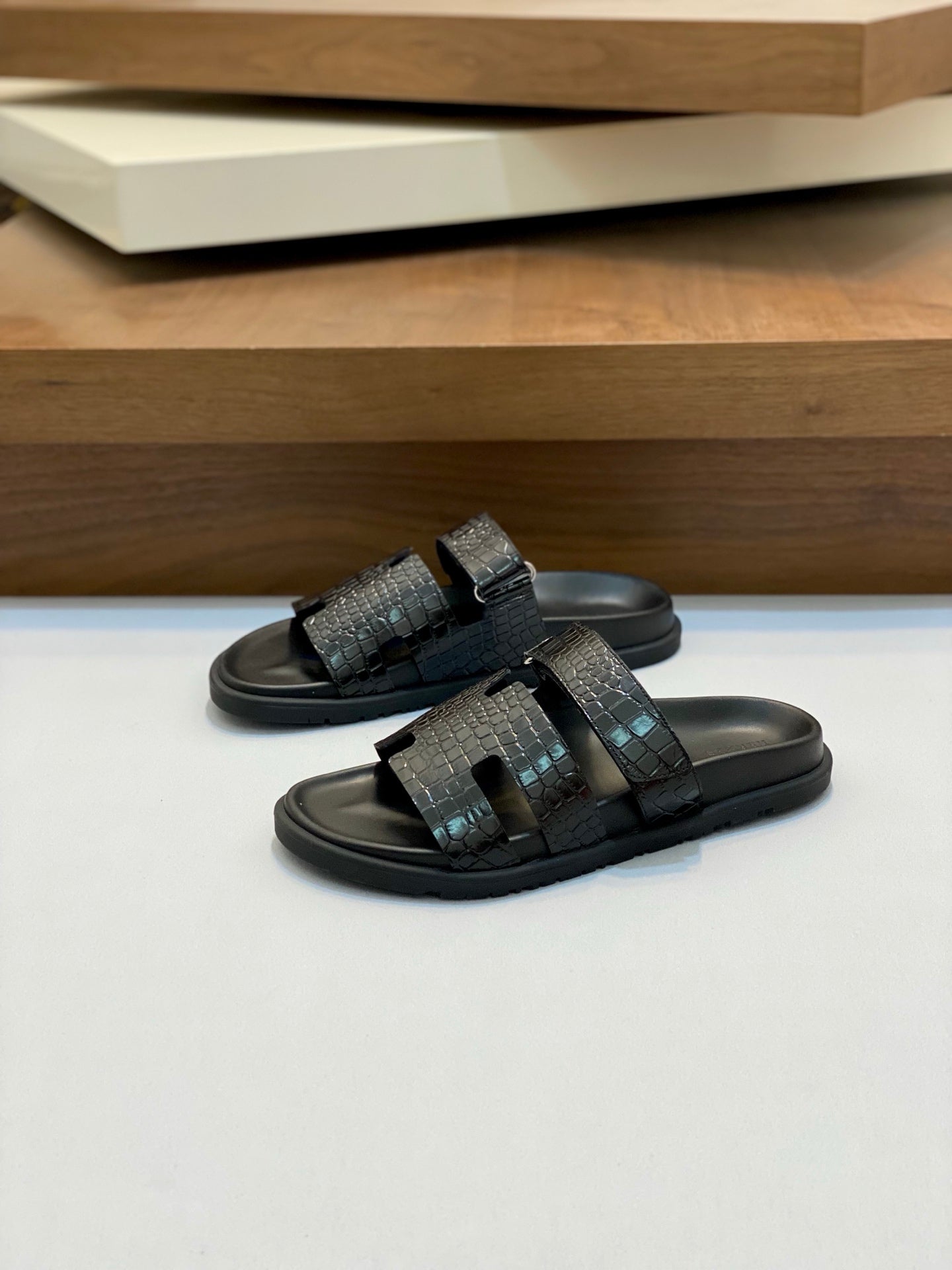 LuxluxHouse Best Quality Sandals Hermes
