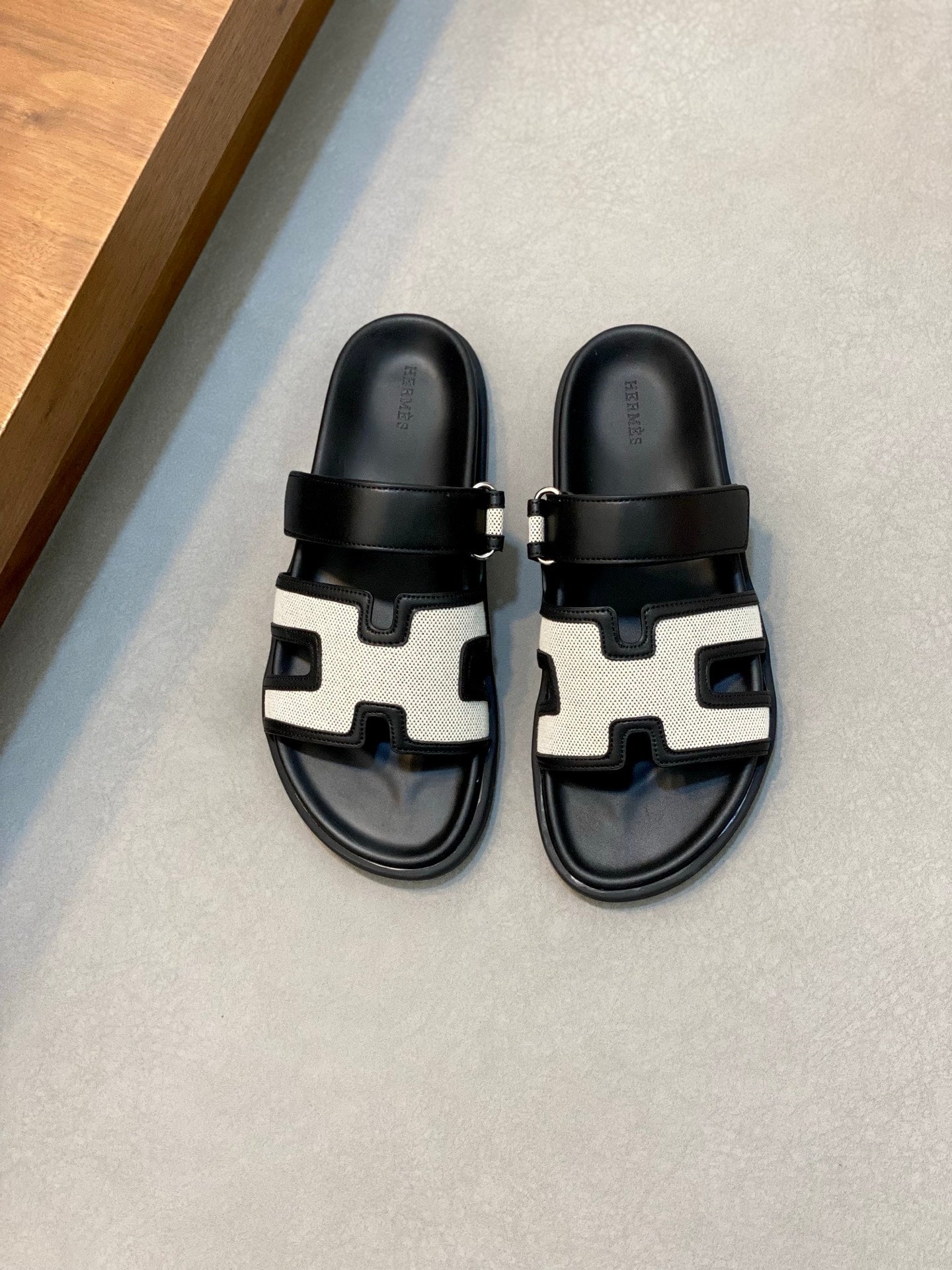 LuxluxHouse Best Quality Sandals Hermes
