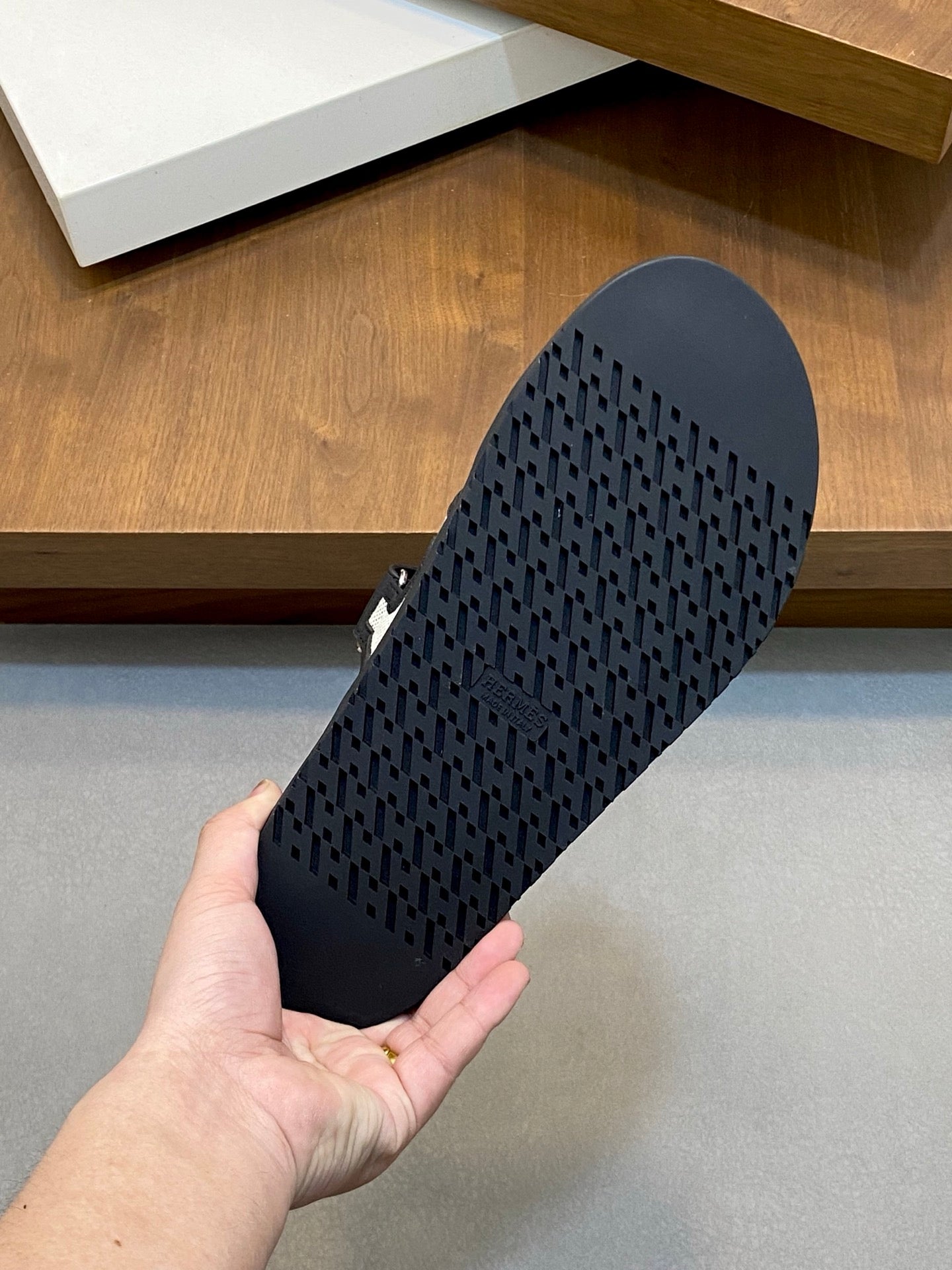 LuxluxHouse Best Quality Sandals Hermes