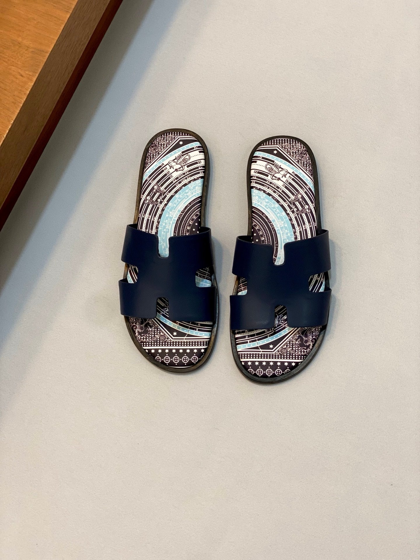 LuxluxHouse Best Quality Sandals Hermes