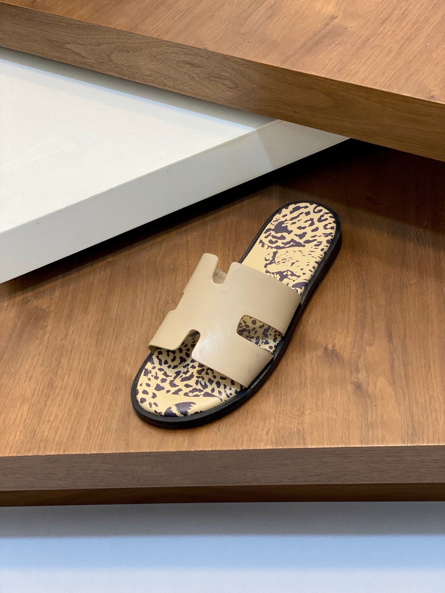 LuxluxHouse Best Quality Sandals Hermes