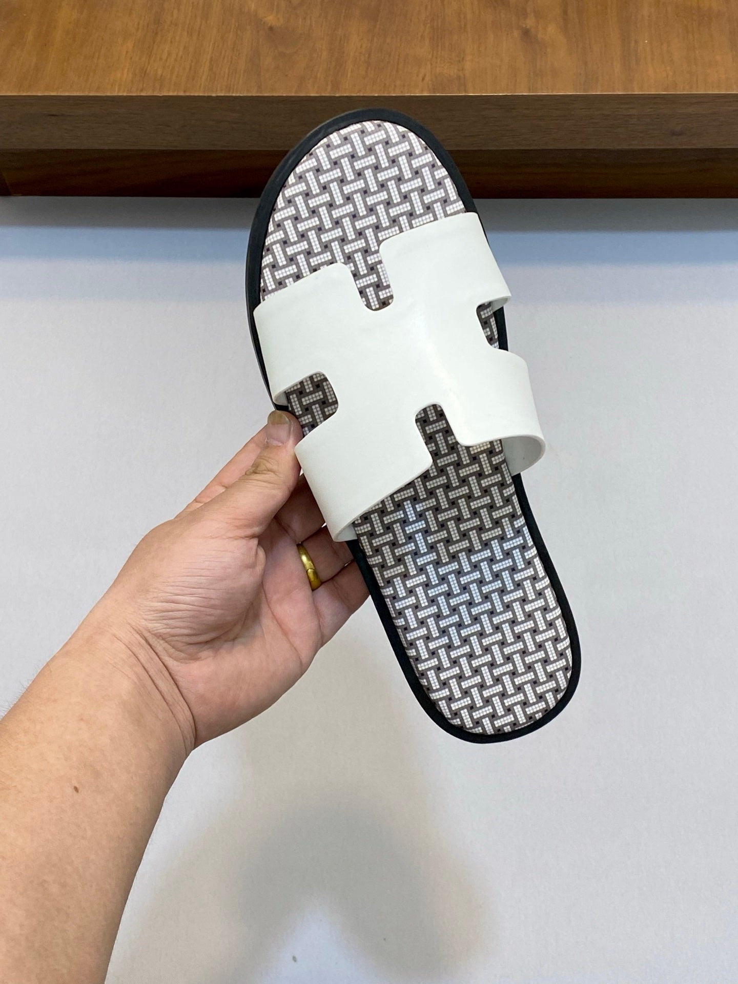 LuxluxHouse Best Quality Sandals Hermes