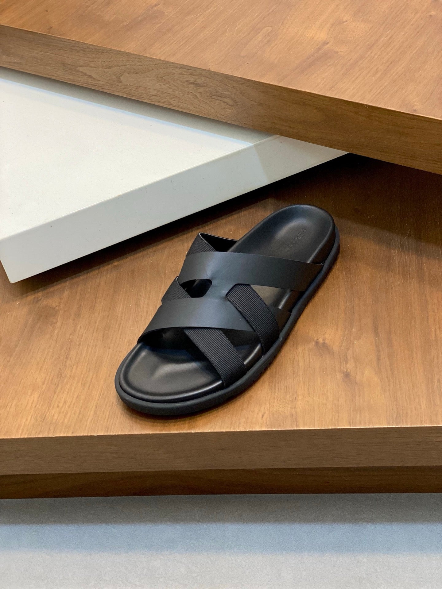 LuxluxHouse Best Quality Sandals Hermes