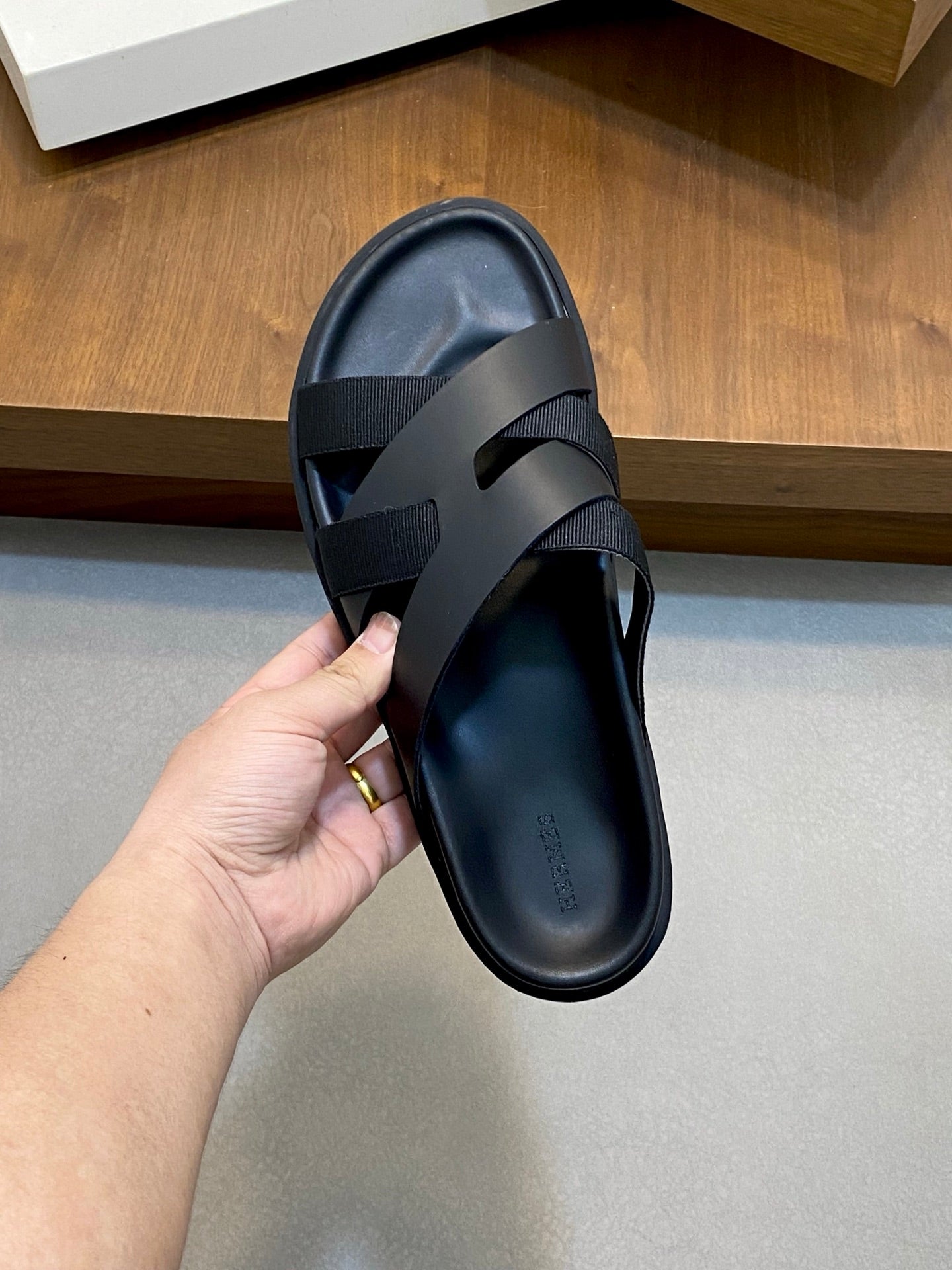 LuxluxHouse Best Quality Sandals Hermes