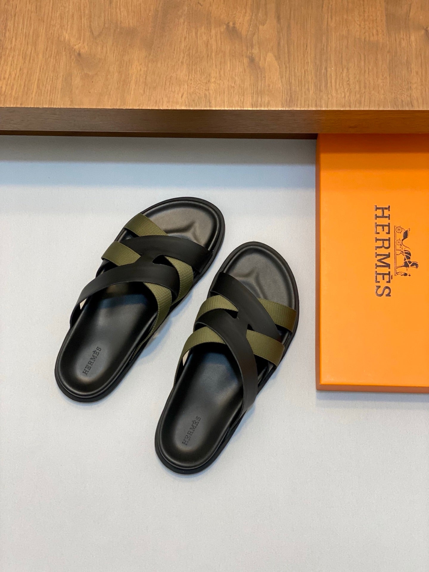 LuxluxHouse Best Quality Sandals Hermes