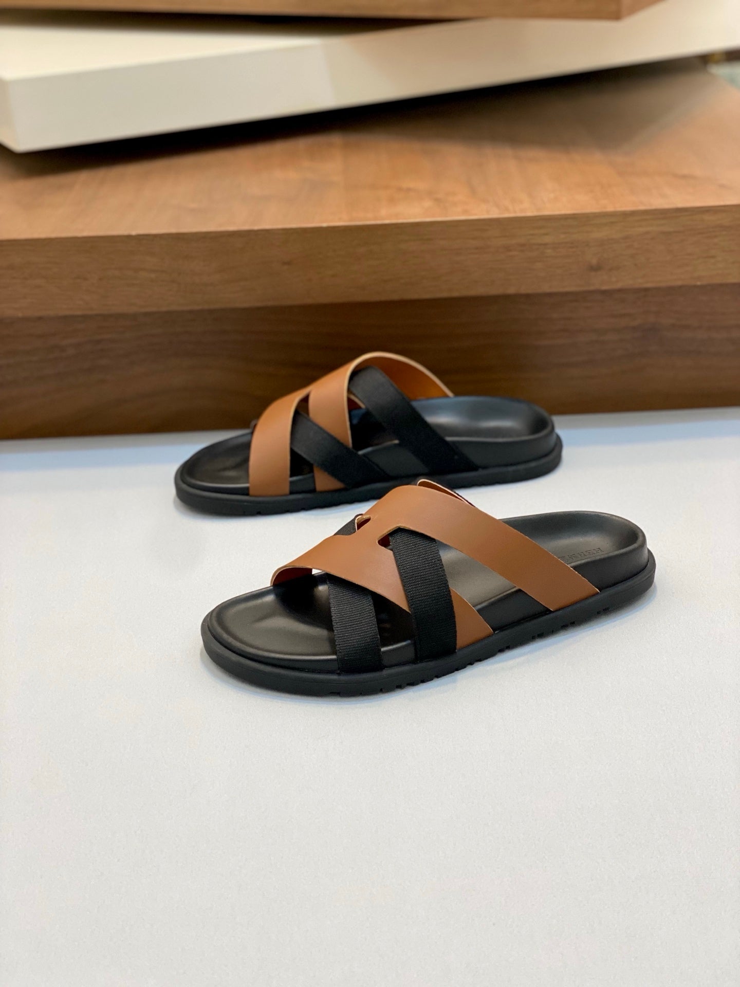 LuxluxHouse Best Quality Sandals Hermes