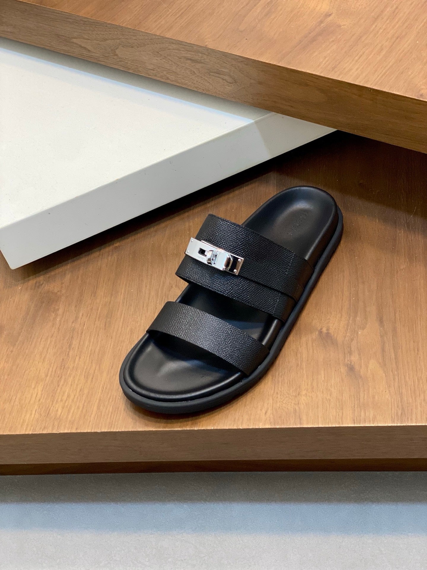 LuxluxHouse Best Quality Sandals Hermes