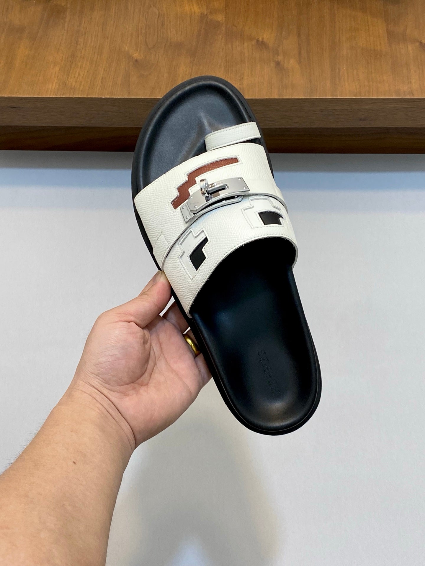 LuxluxHouse Best Quality Sandals Hermes