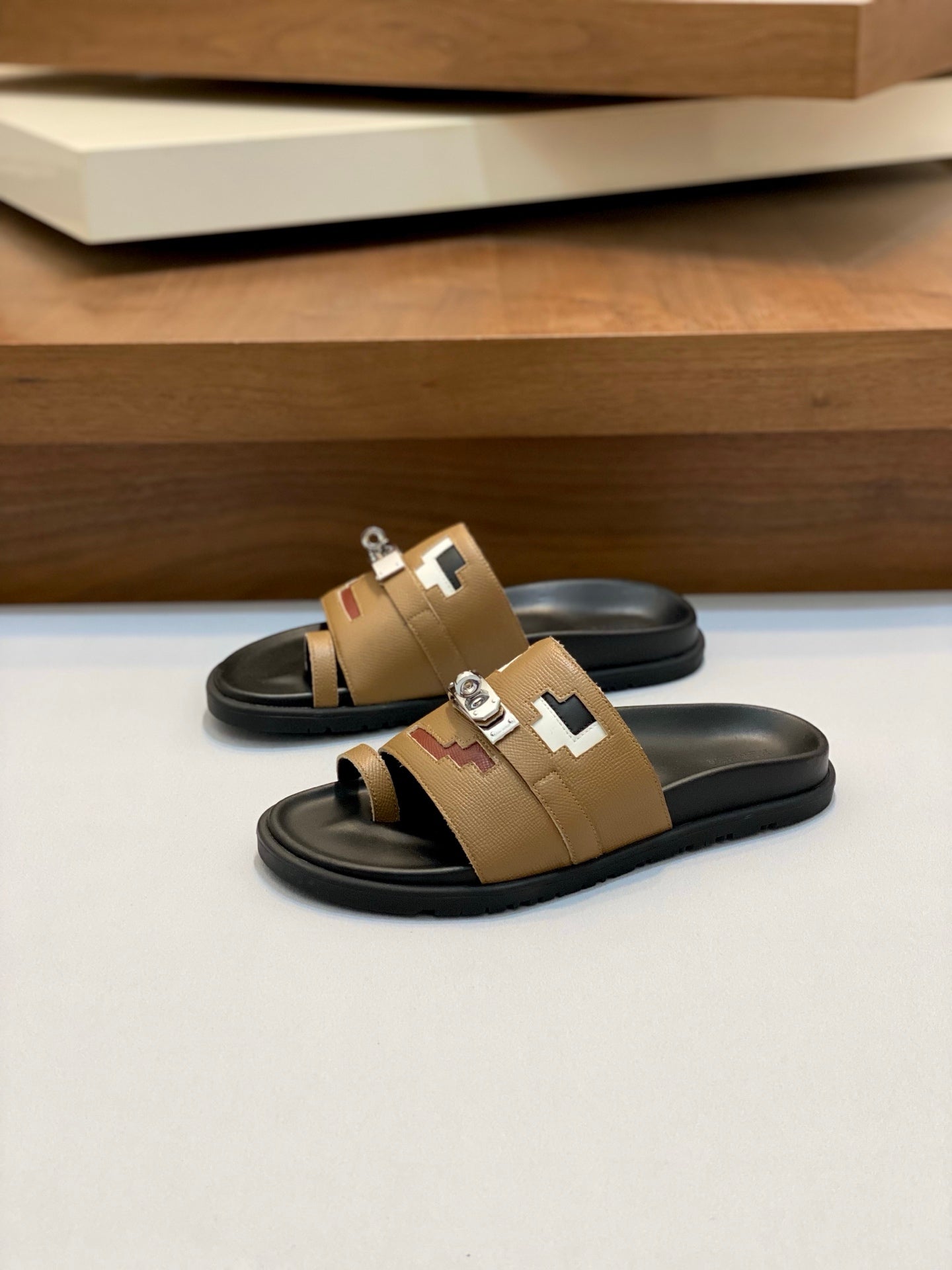 LuxluxHouse Best Quality Sandals Hermes