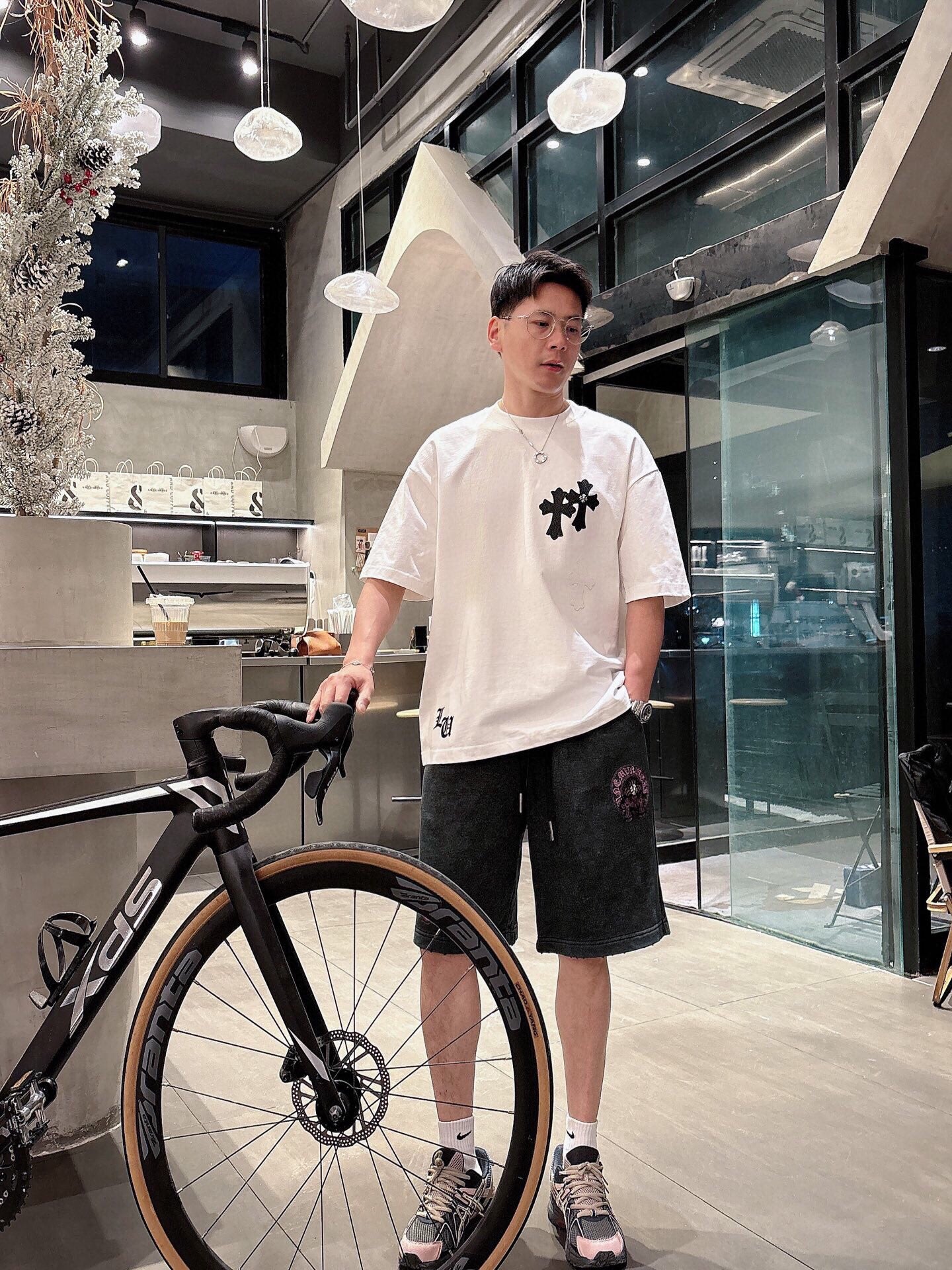 LuxluxHouse Best Quality Clothes Pants Chrome Hearts T-shirt