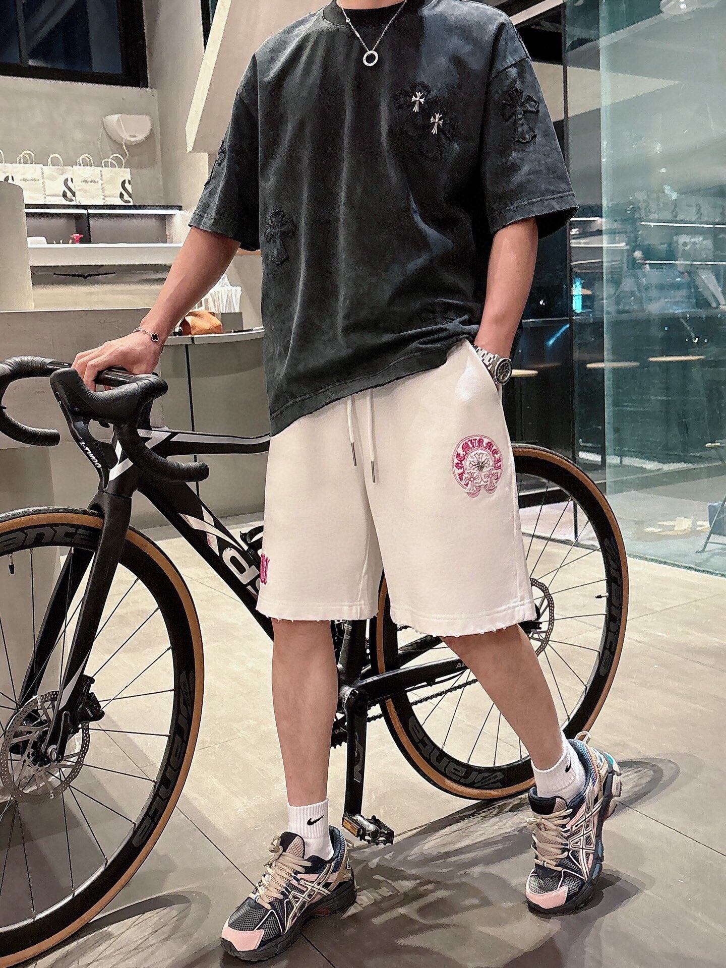 LuxluxHouse Best Quality Clothes Pants Chrome Hearts T-shirt