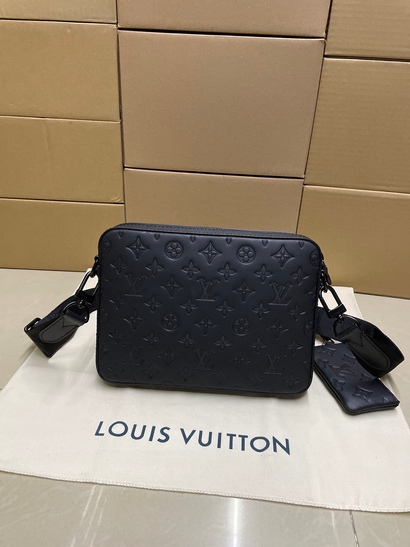 LuxluxHouse Best Quality Bags Louis Vuitton Women Men
