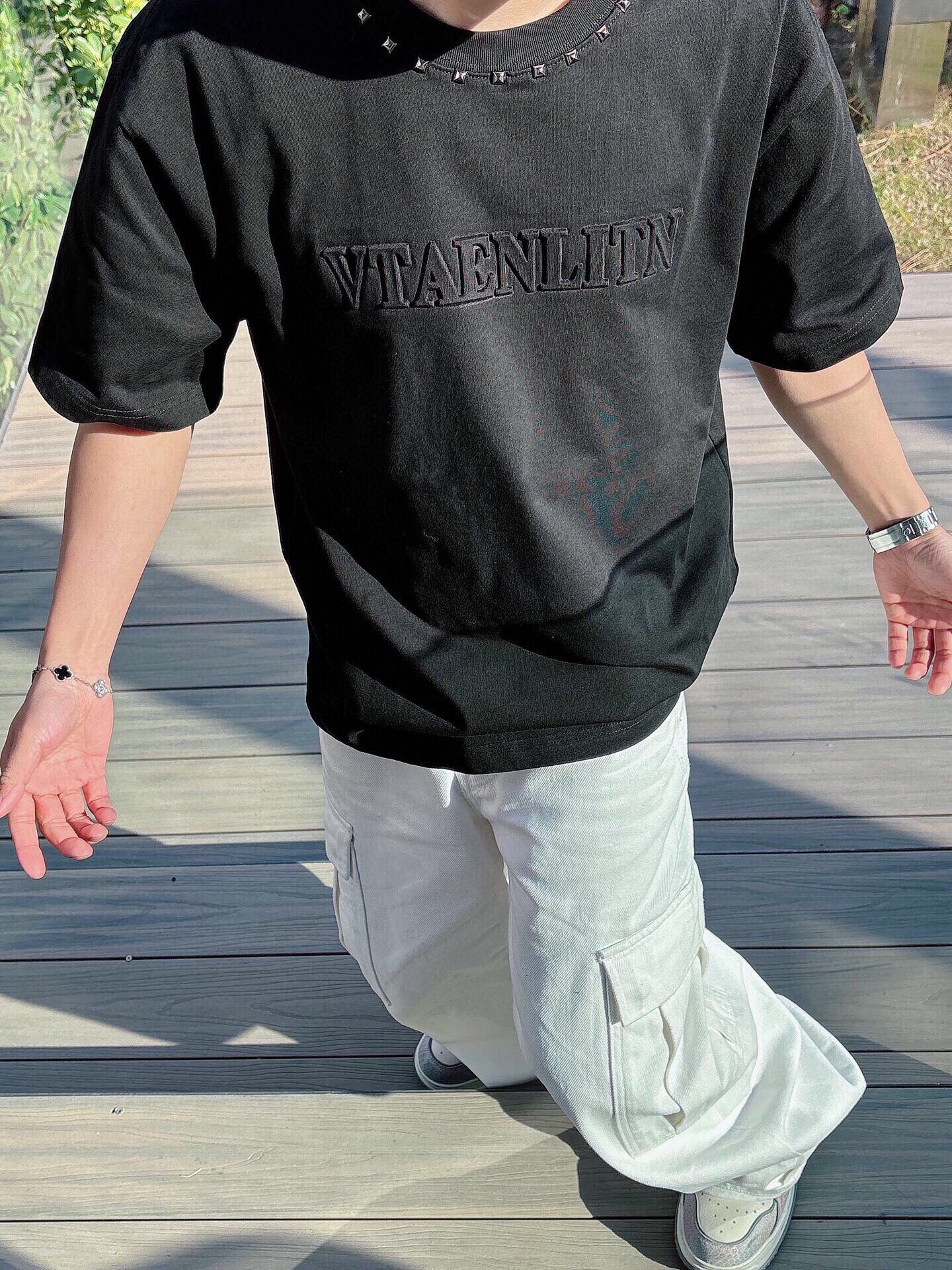 LuxluxHouse Best Quality Clothes Valentino T-shirt