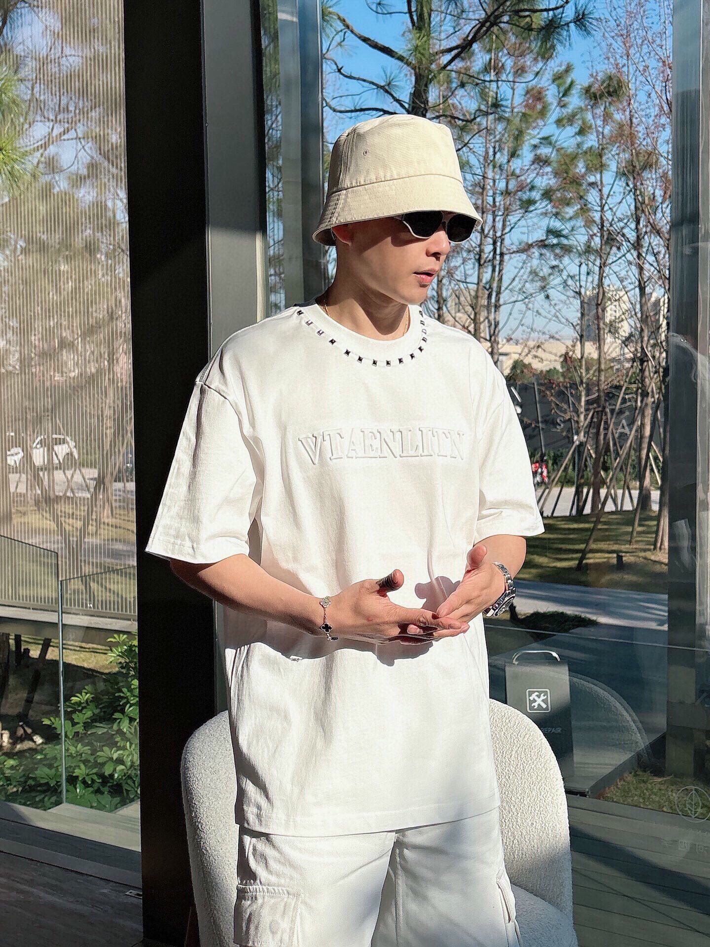 LuxluxHouse Best Quality Clothes Valentino T-shirt