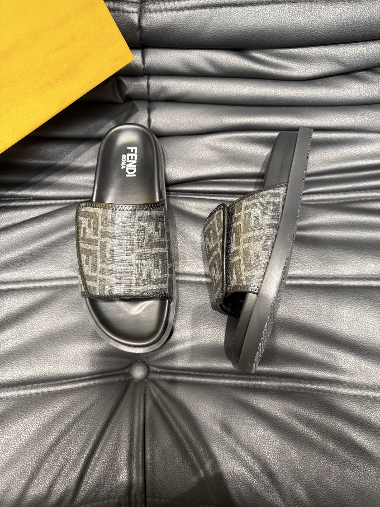 LuxluxHouse Best Quality Sandals Fendi