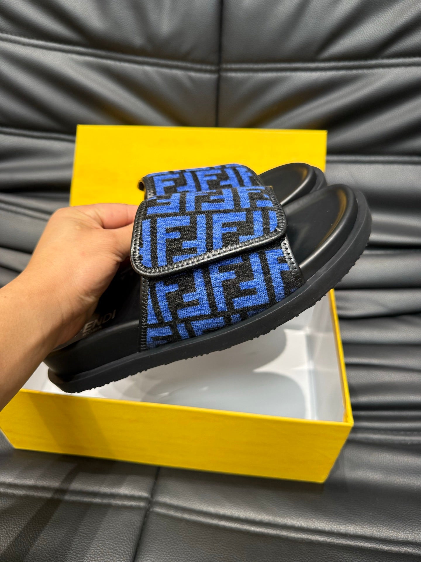 LuxluxHouse Best Quality Sandals Fendi