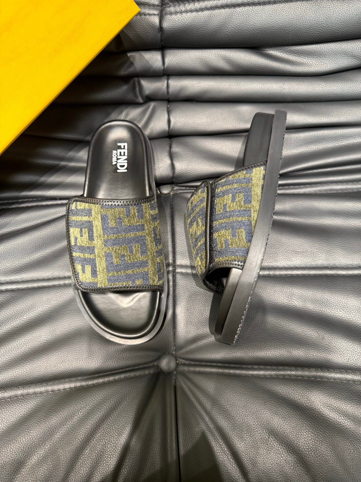 LuxluxHouse Best Quality Sandals Fendi