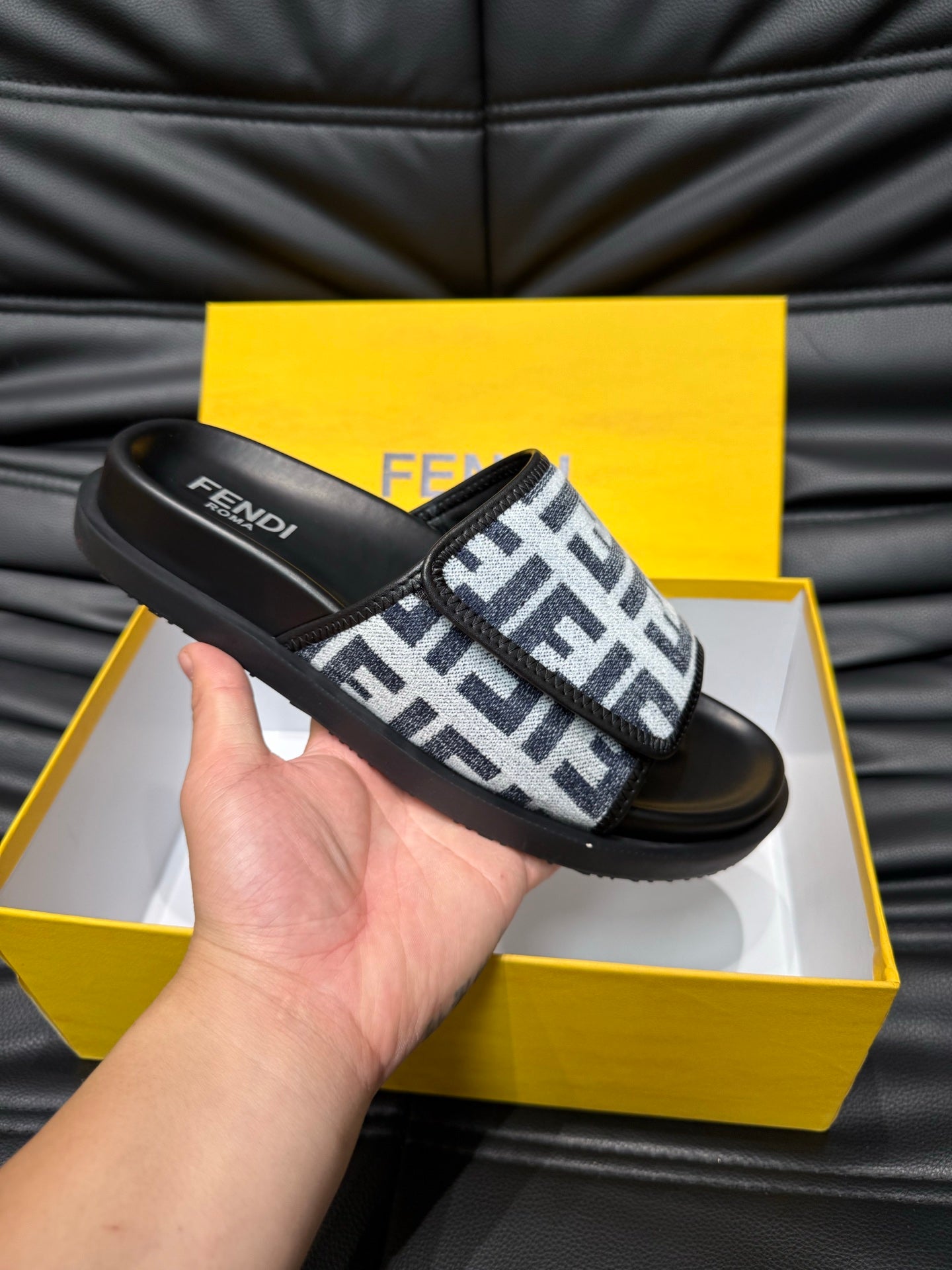 LuxluxHouse Best Quality Sandals Fendi