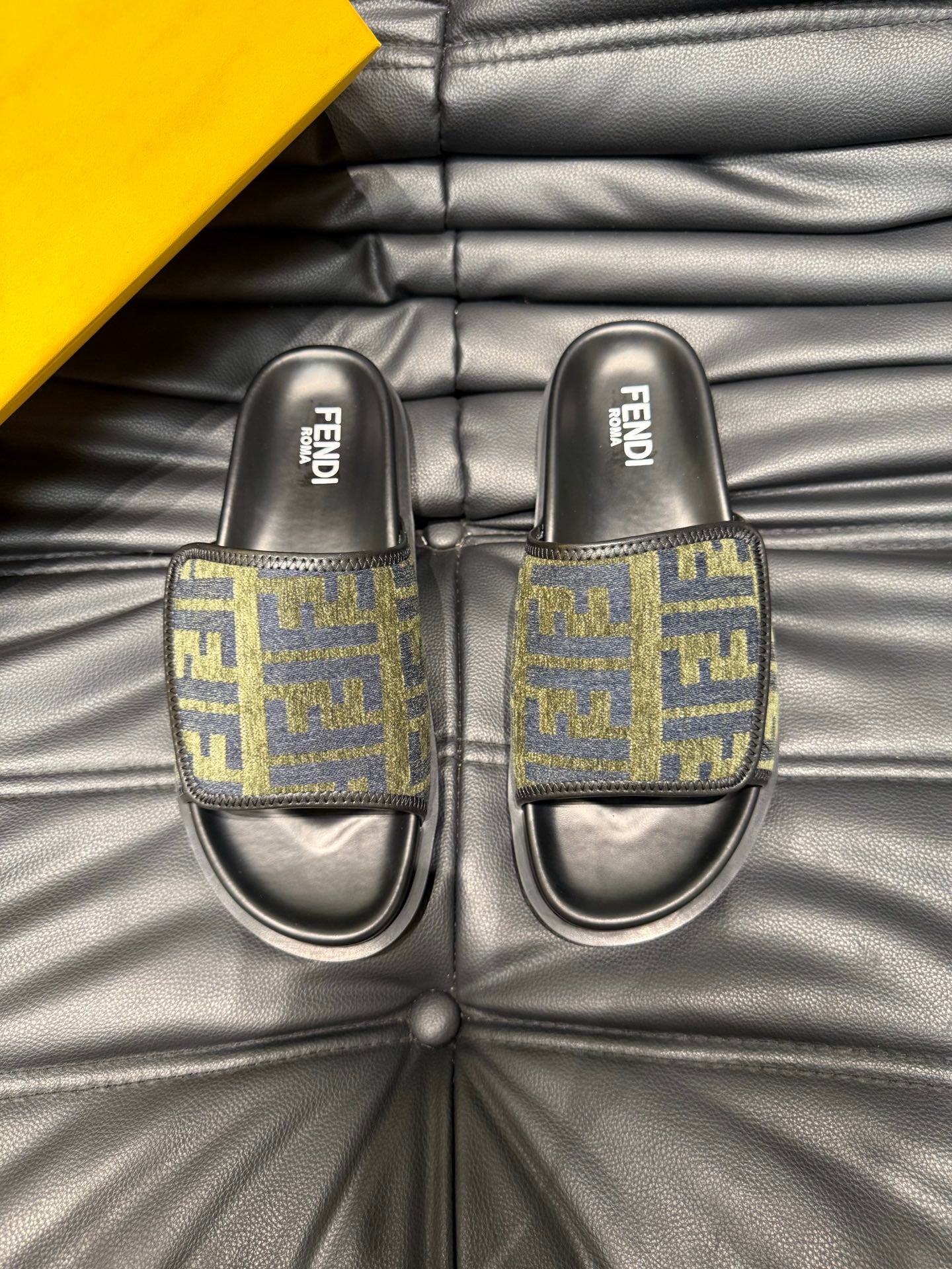 LuxluxHouse Best Quality Sandals Fendi