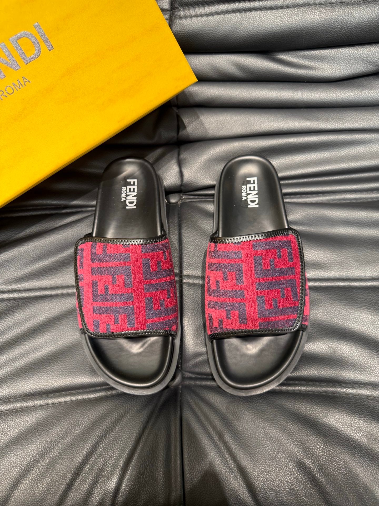 LuxluxHouse Best Quality Sandals Fendi