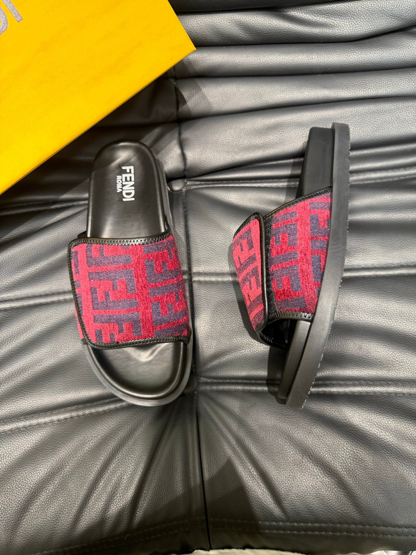 LuxluxHouse Best Quality Sandals Fendi