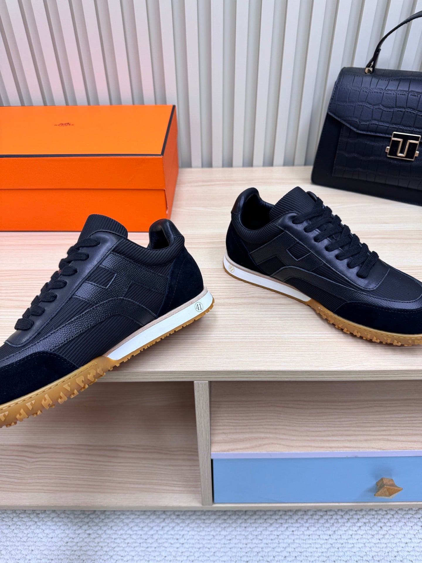 LuxluxHouse Best Quality Women Shoes Hermes