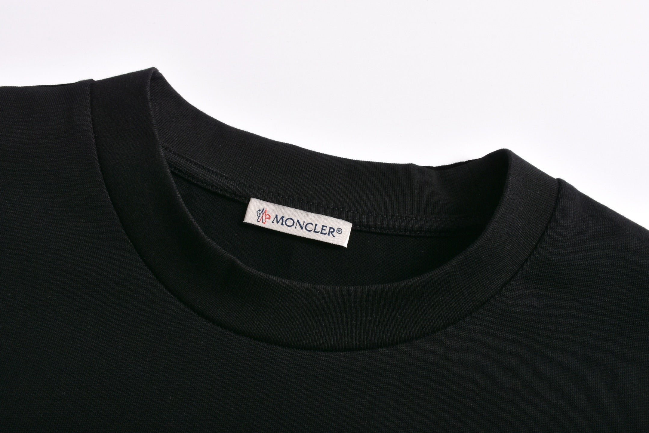 LuxluxHouse Best Quality Clothes T-shirt Moncler