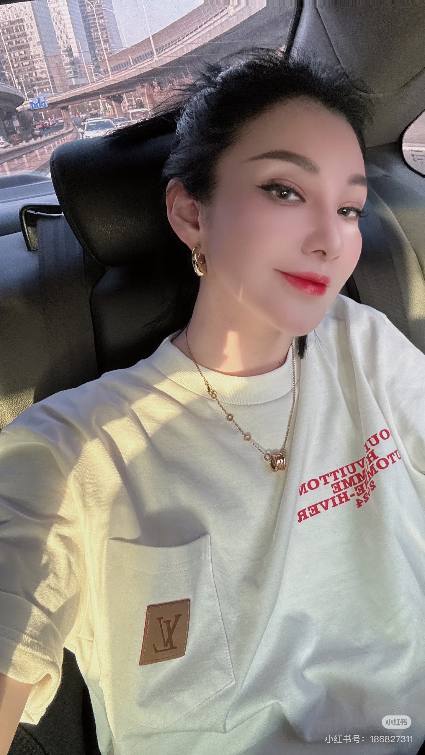 LuxluxHouse Best Quality Clothes T-shirt Louis Vuitton