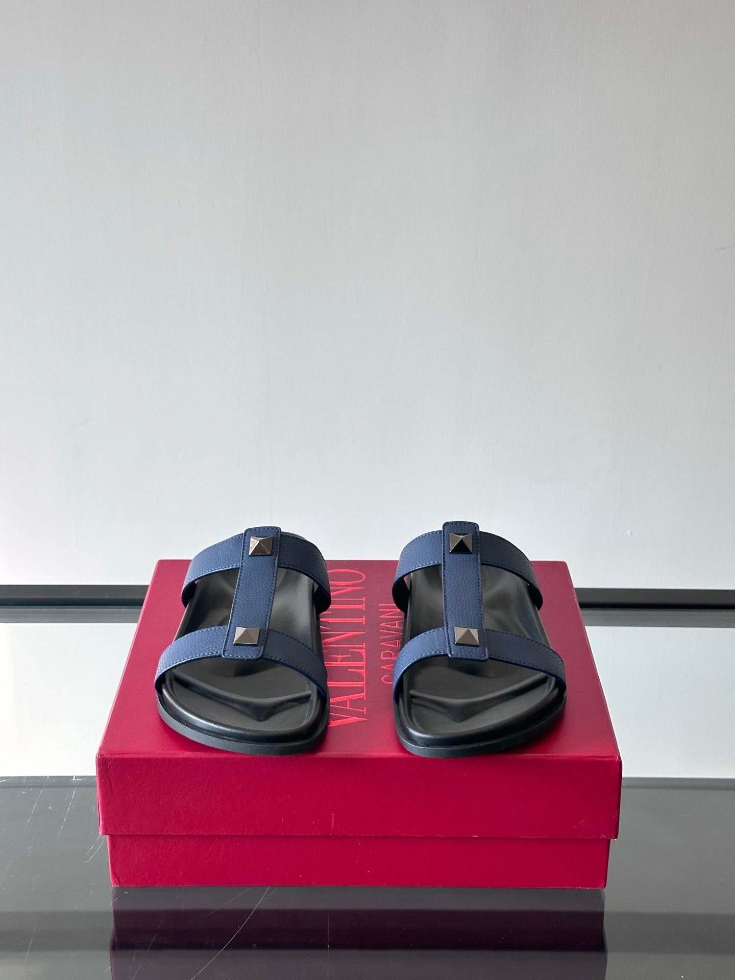 LuxluxHouse Best Quality Sandals Valentino