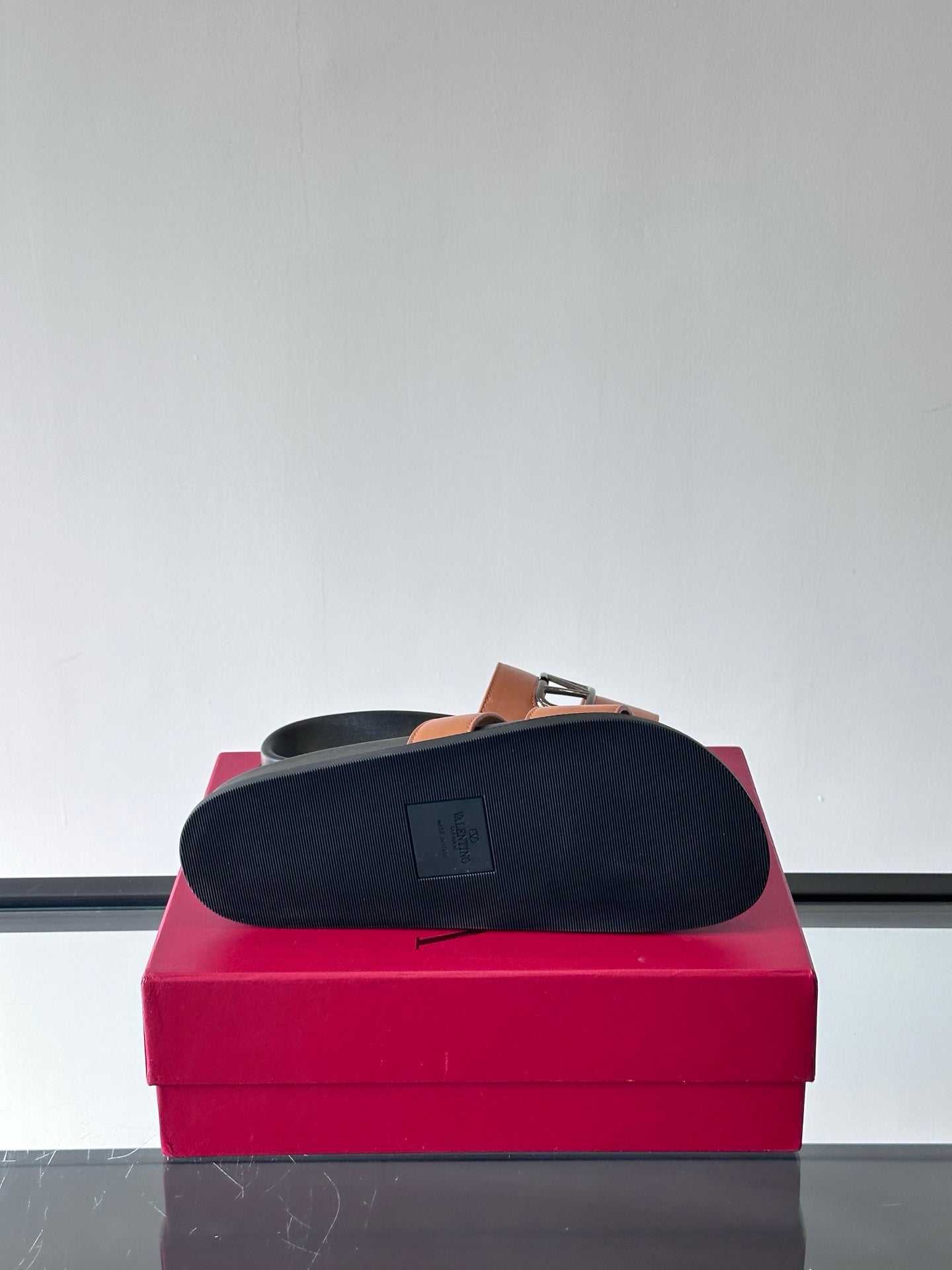 LuxluxHouse Best Quality Sandals Valentino