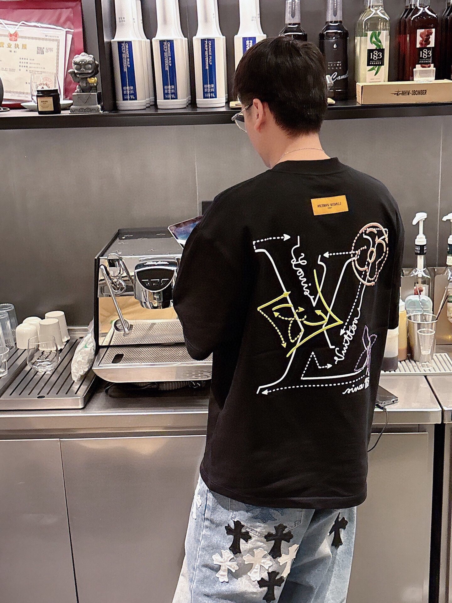 LuxluxHouse Best Quality Clothes T-shirt Louis Vuitton