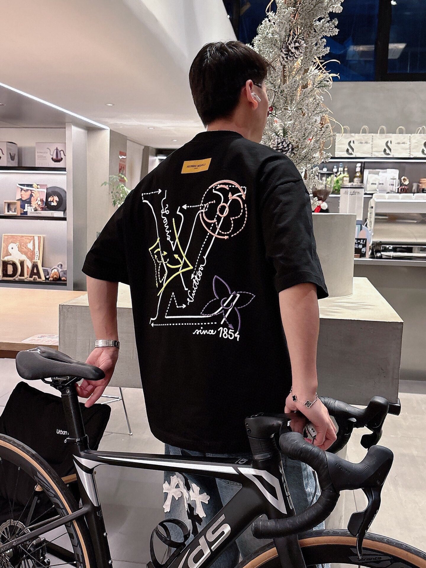 LuxluxHouse Best Quality Clothes T-shirt Louis Vuitton