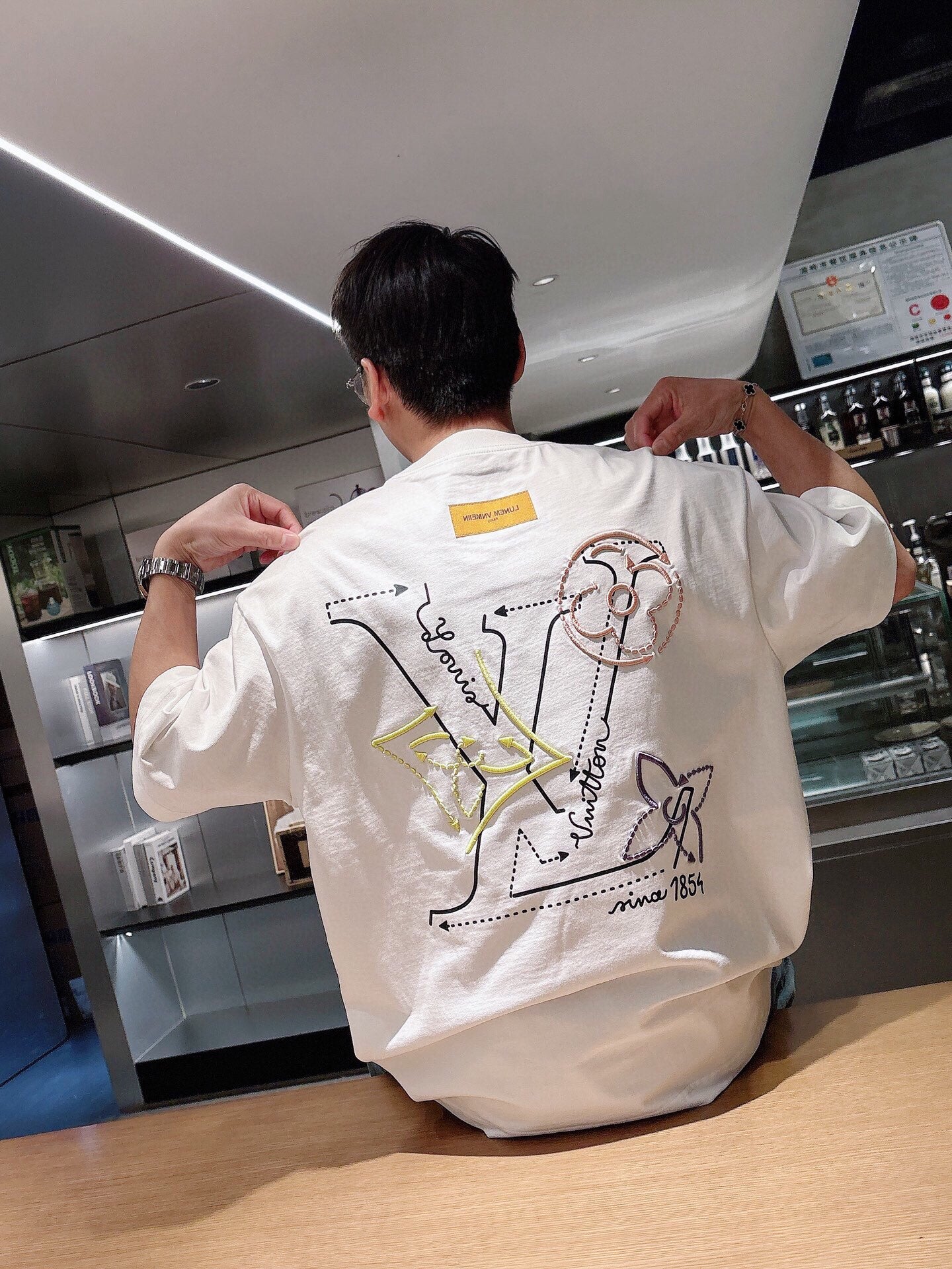 LuxluxHouse Best Quality Clothes T-shirt Louis Vuitton