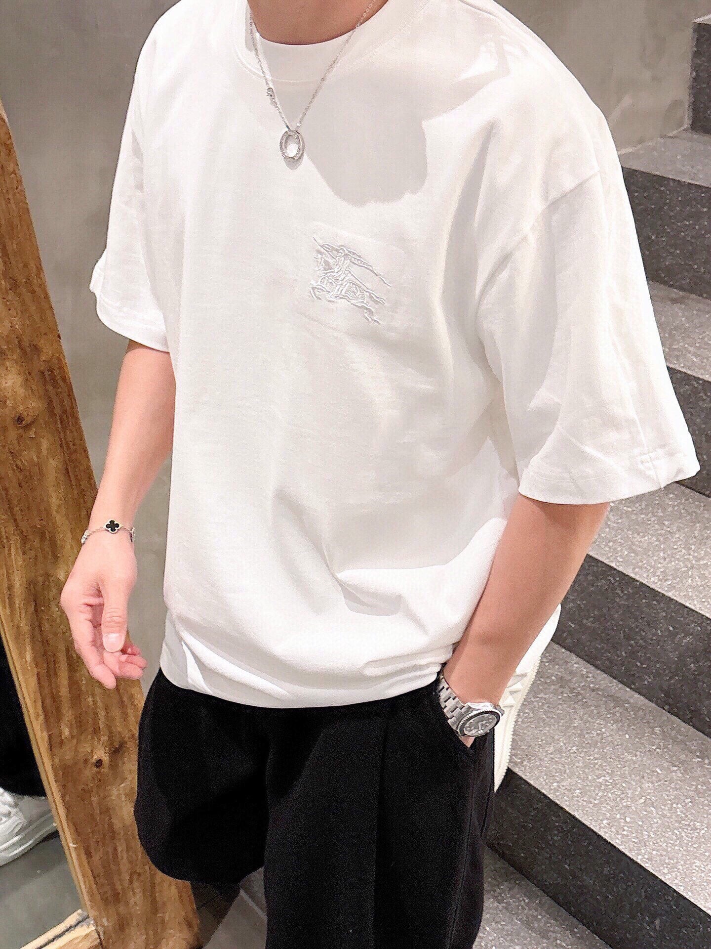 LuxluxHouse Best Quality Clothes Burberry T-shirt