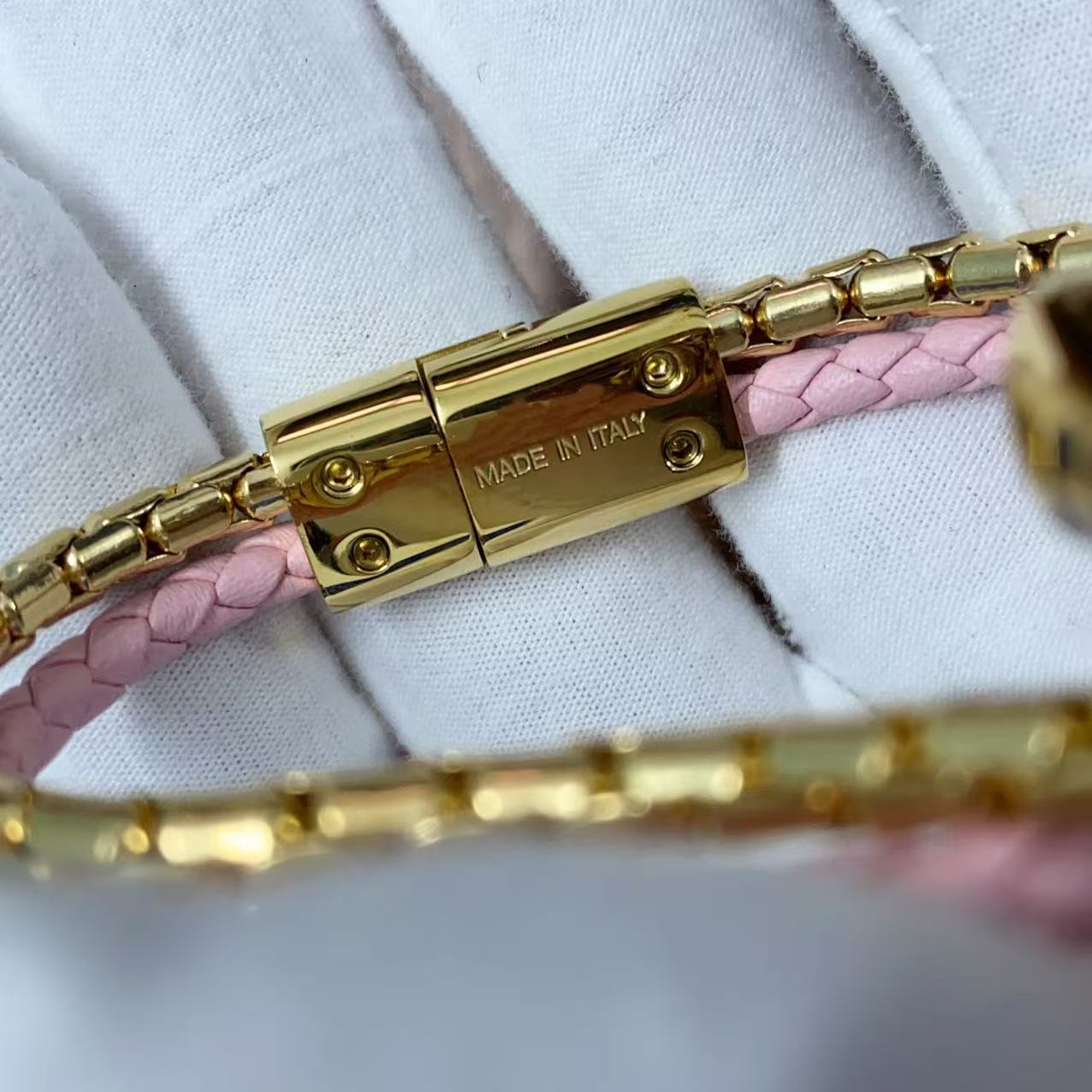 LuxluxHouse Low Price And High Quality Accessories Bvlgari