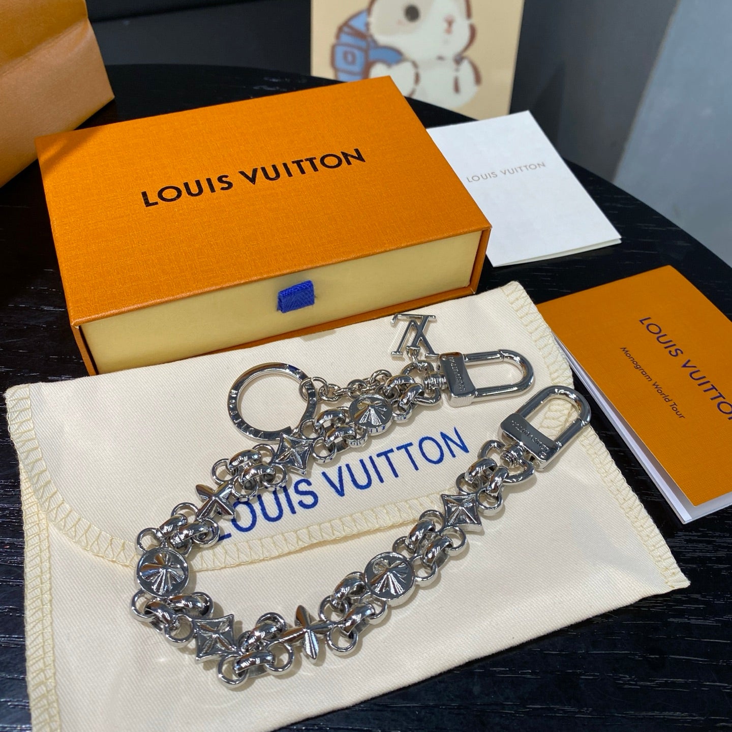 LuxluxHouse Best Quality Accessories Keychain Louis Vuitton